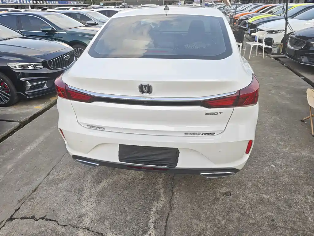 Changan Eado — миниатюра 9