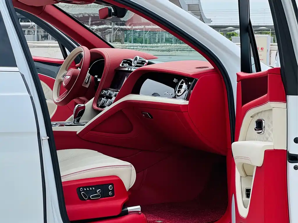 Bentley Bentayga 2024 4.0T V8