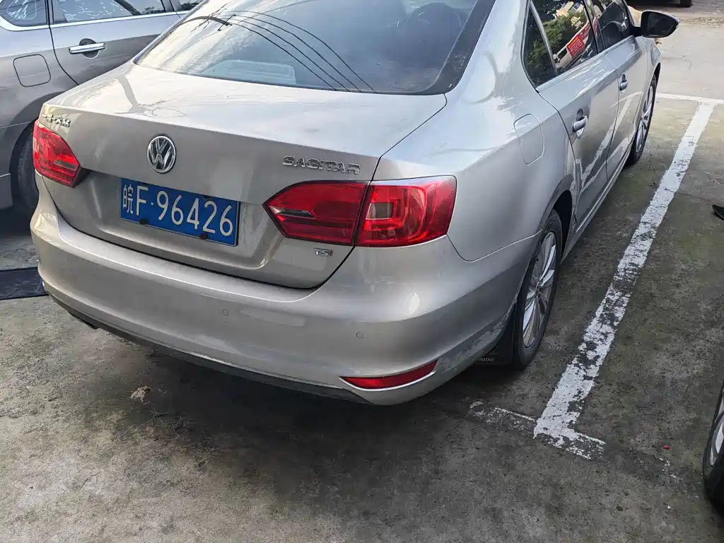 Volkswagen Sagitar — миниатюра 4