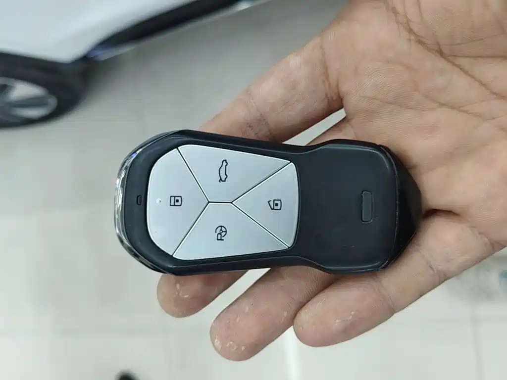 XPeng G3 — миниатюра 9