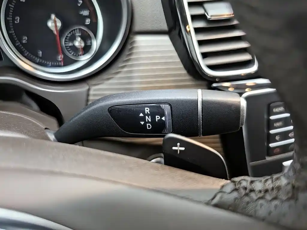 Mercedes-Benz GLE (Import) — миниатюра 13