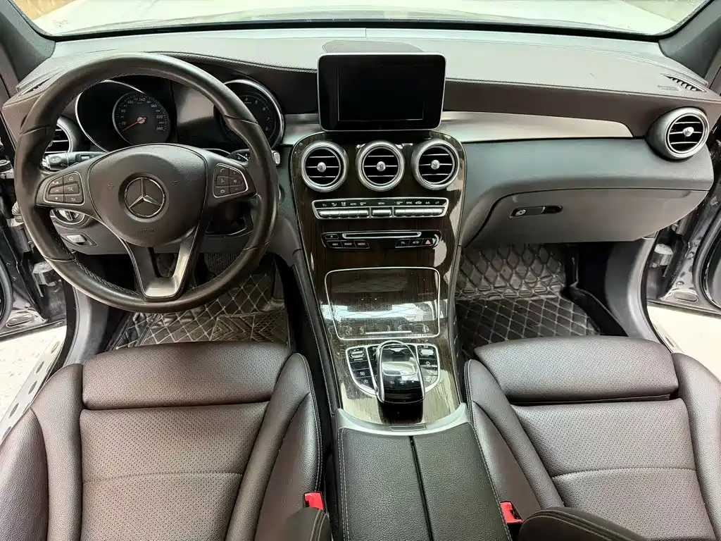 Mercedes-Benz GLC — миниатюра 8