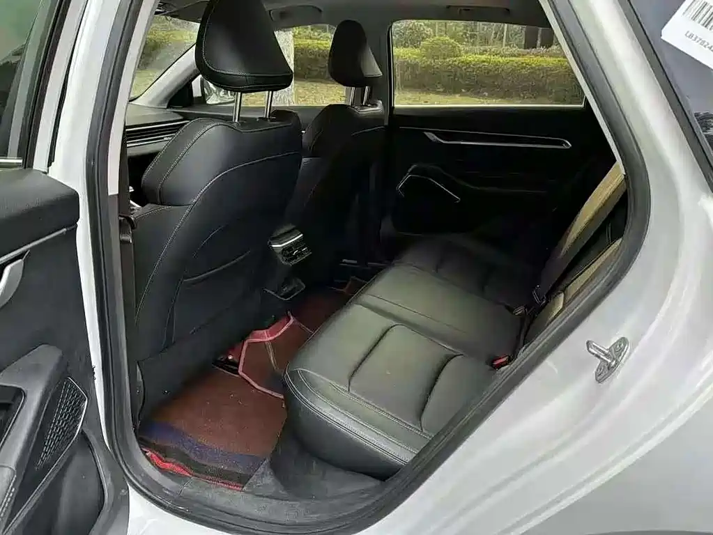 Geely Emgrand — миниатюра 9