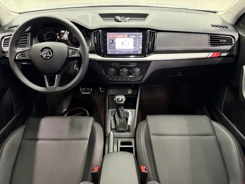 Skoda Kamiq — миниатюра 12