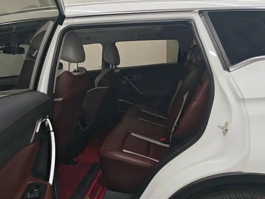 GEELY AUTOMOBILE BOYUE