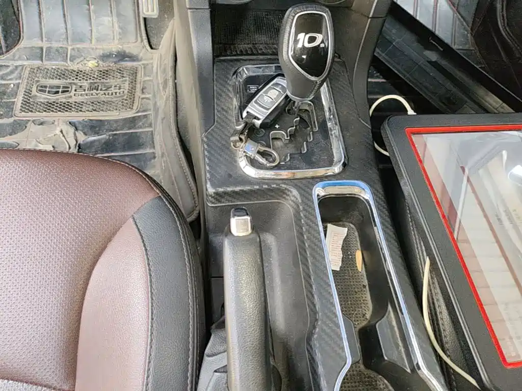Geely Vision — миниатюра 14
