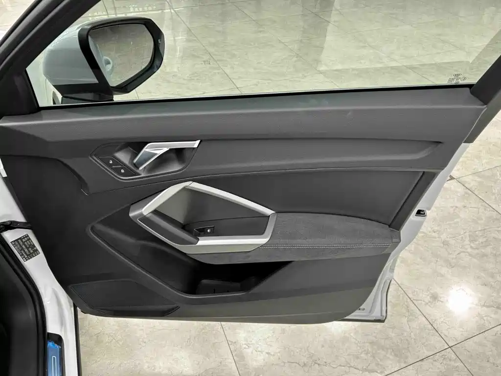 Audi Q3 — миниатюра 16