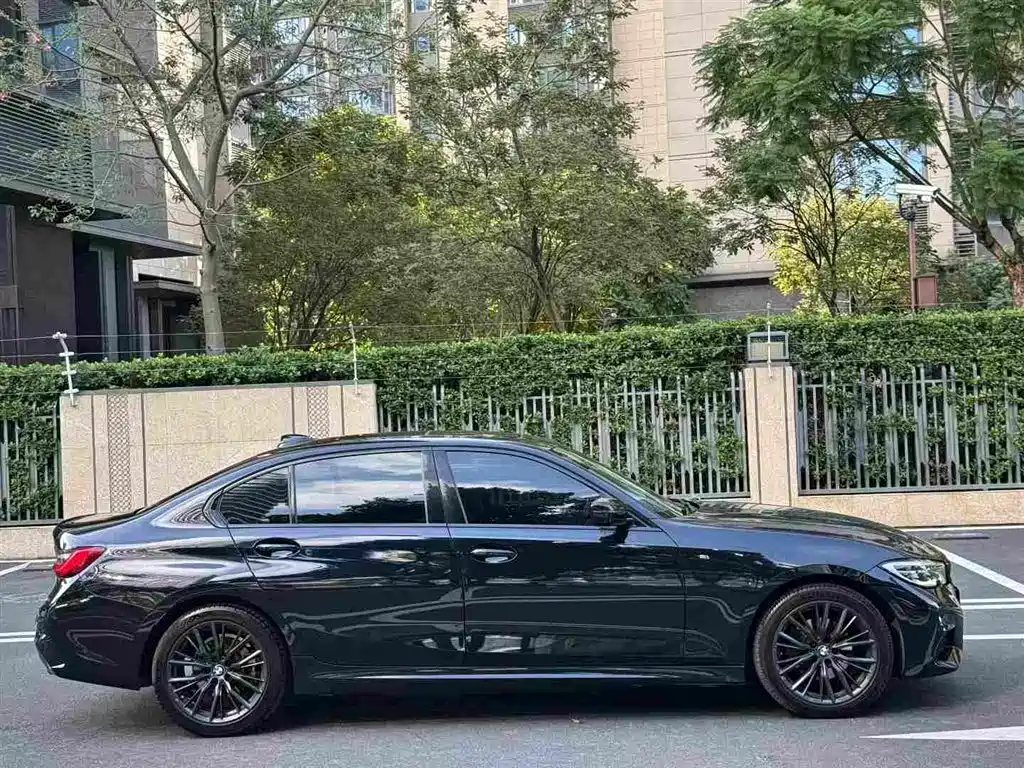BMW 3 Series — миниатюра 4