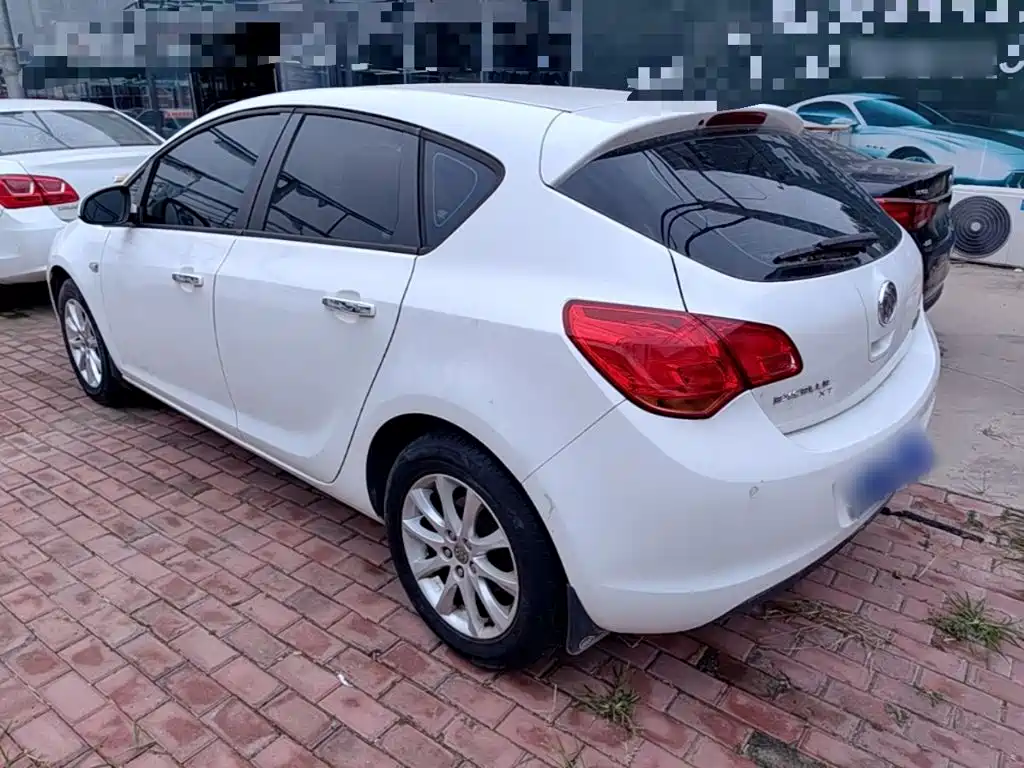 Buick Excelle — миниатюра 5