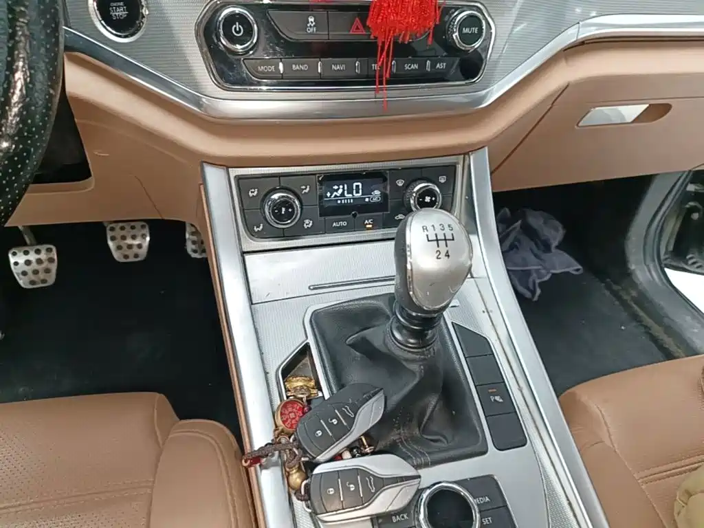 Yema Mustang T80 — миниатюра 14