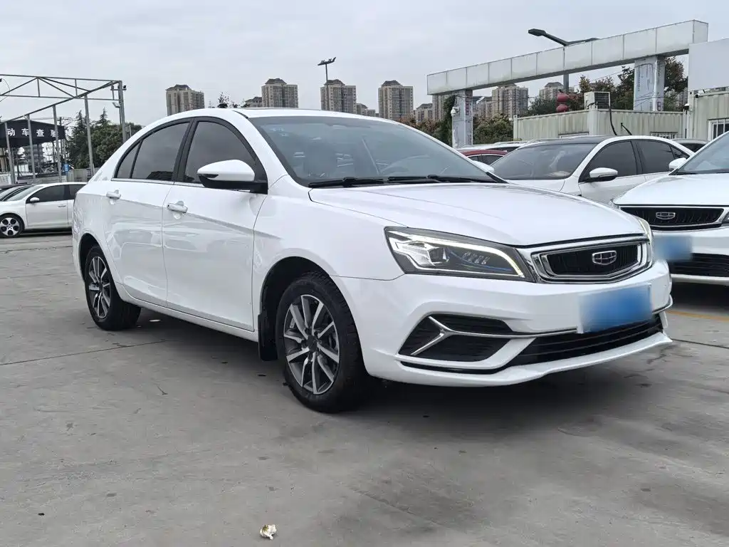 Geely Emgrand — миниатюра 5