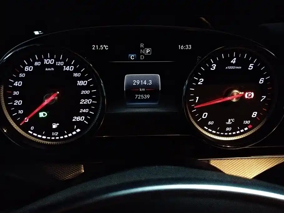 Mercedes-Benz E-Class — миниатюра 14