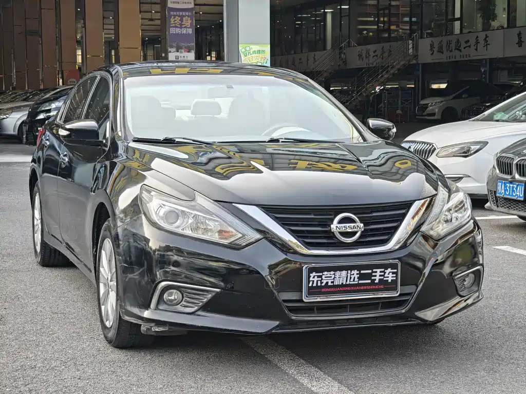 Nissan Teana — миниатюра 3