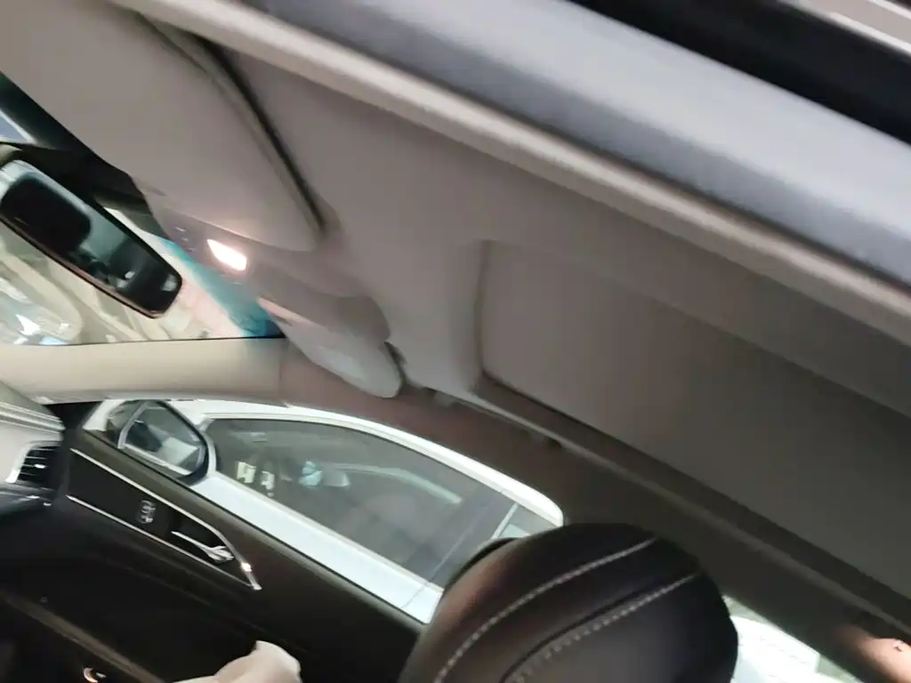 Ford Taurus — миниатюра 18