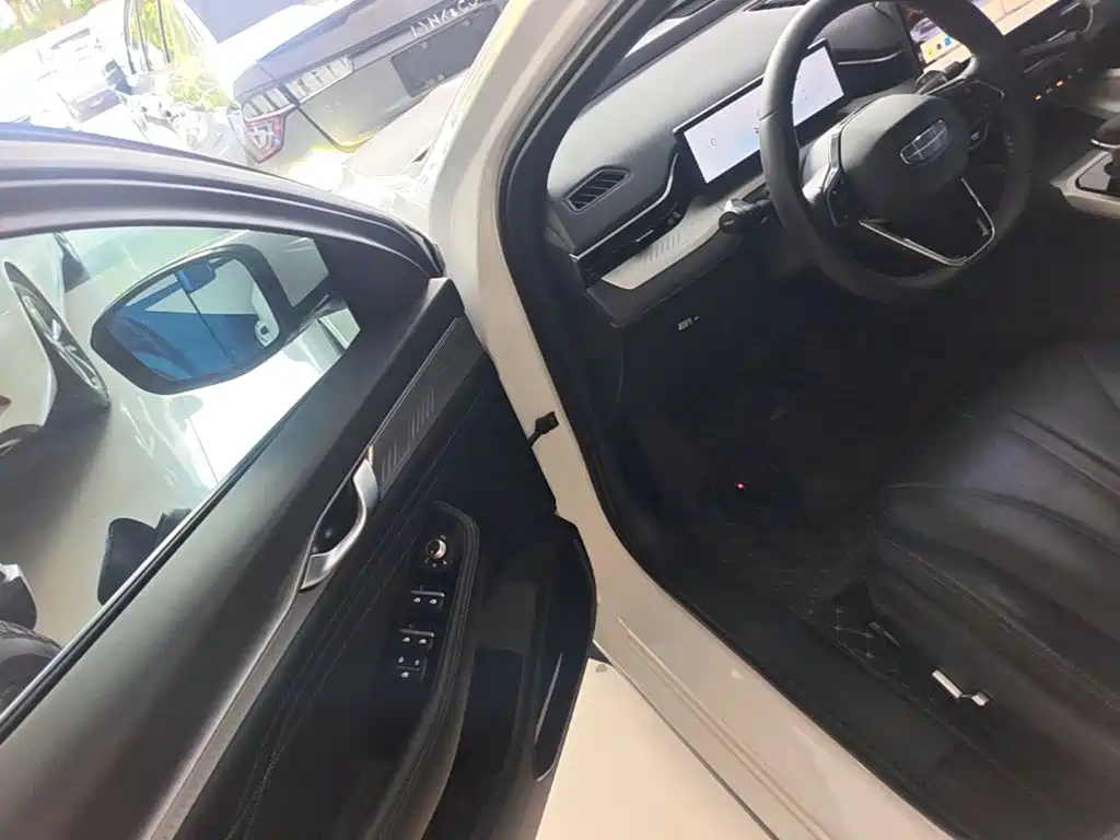 Geely Xingrui — миниатюра 16