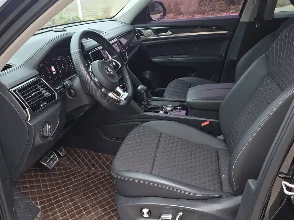 Volkswagen Teramont — миниатюра 8
