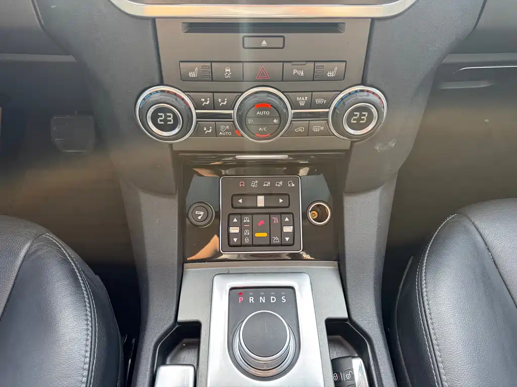 Land Rover Discovery — миниатюра 13