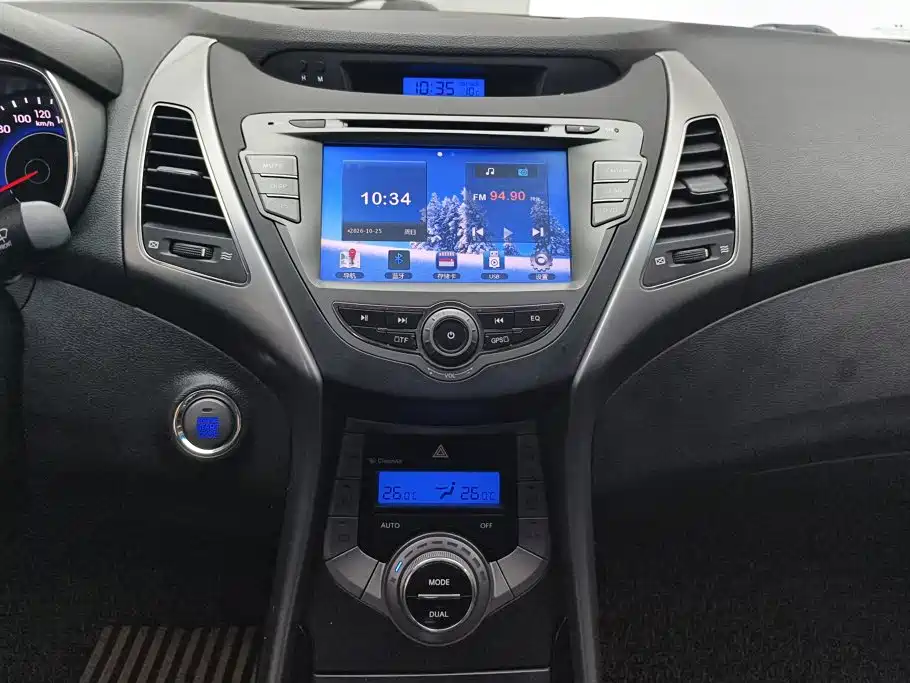 Hyundai Elantra Langdong — миниатюра 13