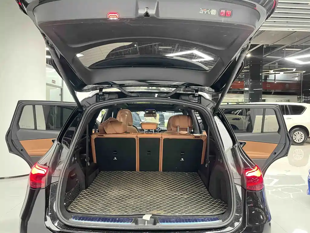 Mercedes-Benz GLC — миниатюра 15