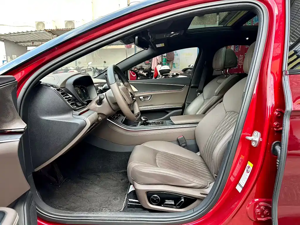 BYD Han — миниатюра 3