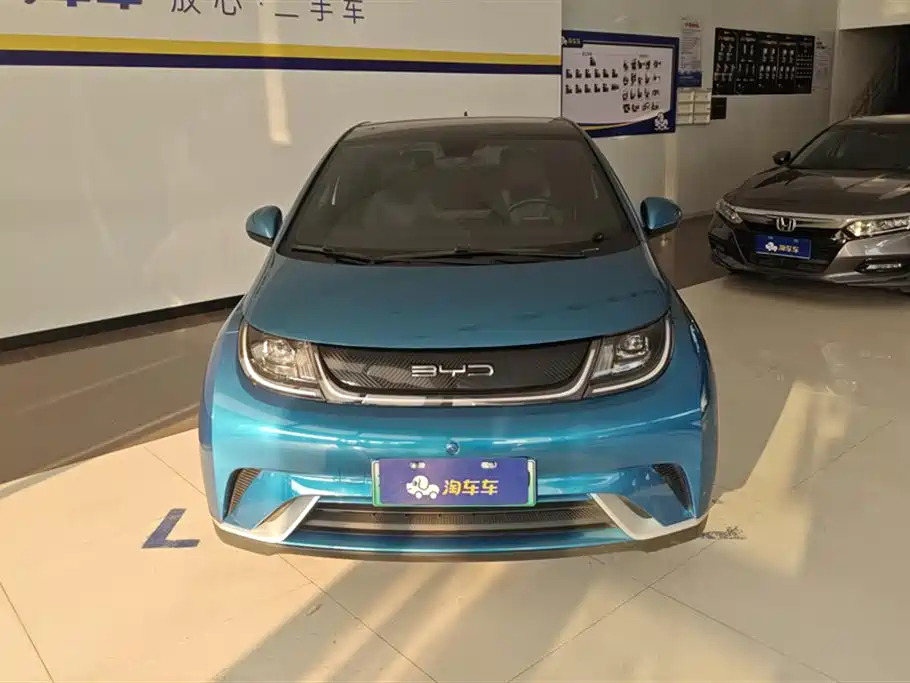 BYD DOLPHIN