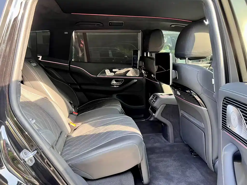 Mercedes-Benz GLS — миниатюра 15
