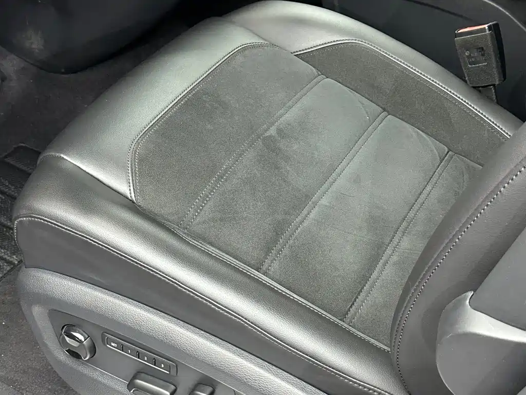Volkswagen Multivan — миниатюра 11