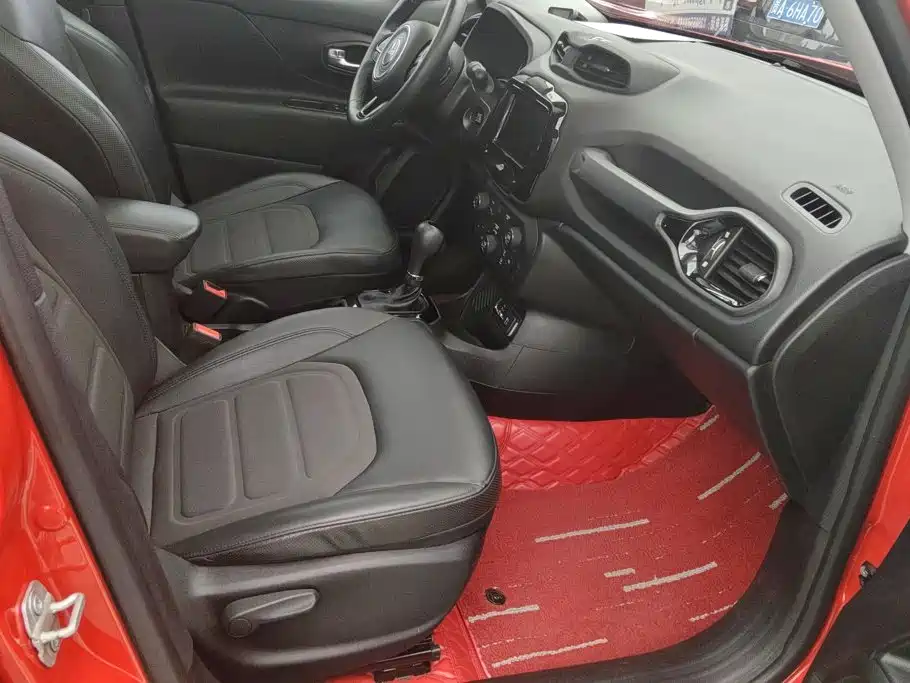 Jeep Renegade — миниатюра 8