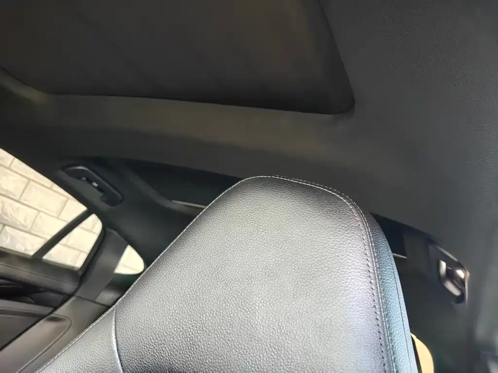 Porsche Panamera — миниатюра 8