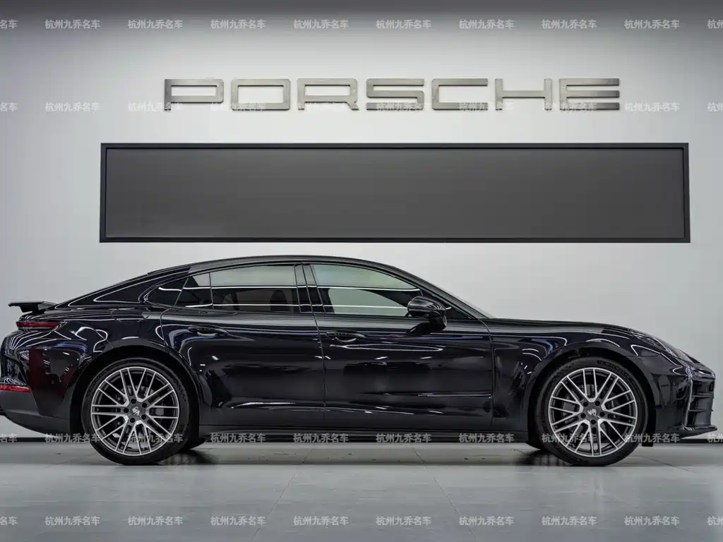 Porsche Panamera — миниатюра 4