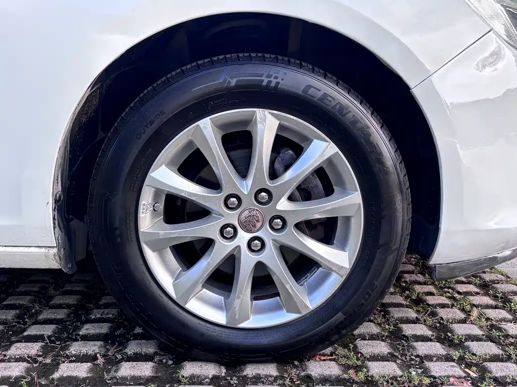 Buick Excelle — миниатюра 19