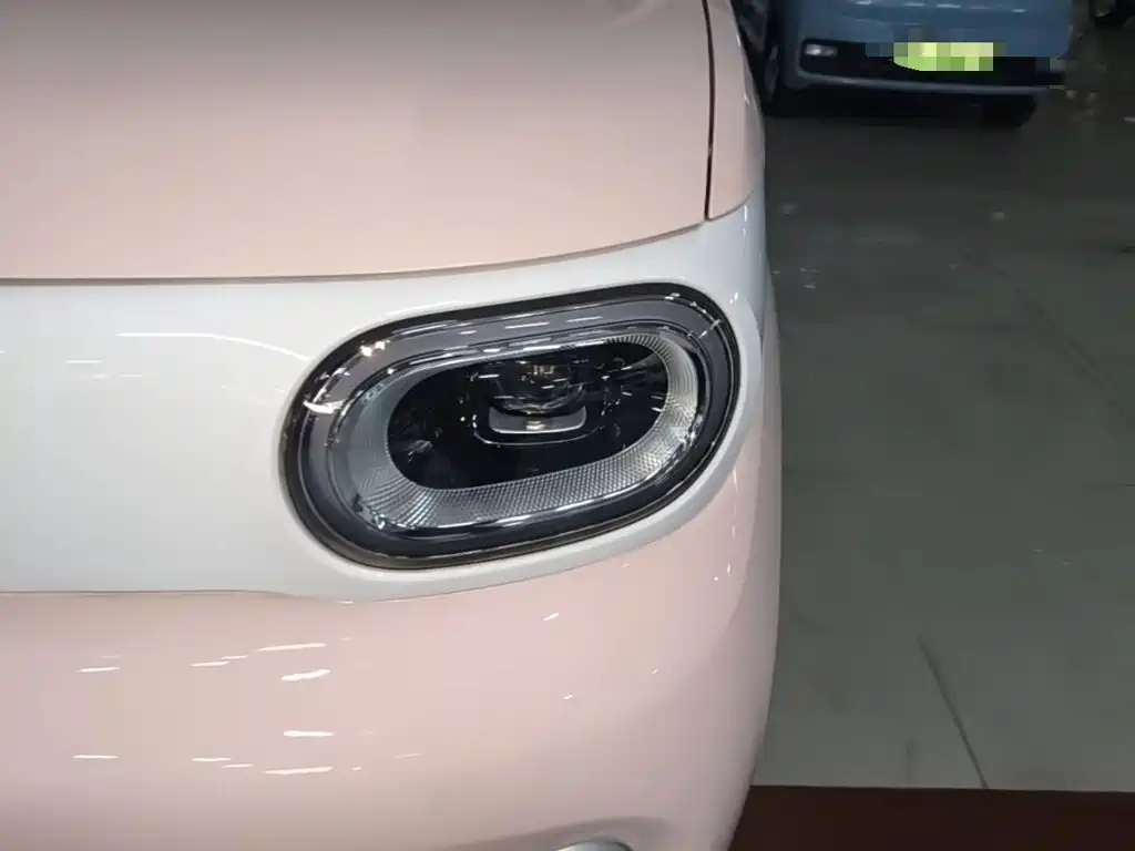 Wuling MINIEV — миниатюра 24
