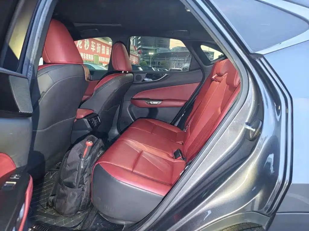 Lexus NX — миниатюра 7