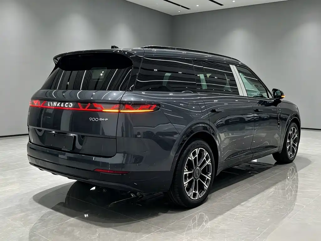 Lynk & Co 900 — миниатюра 7