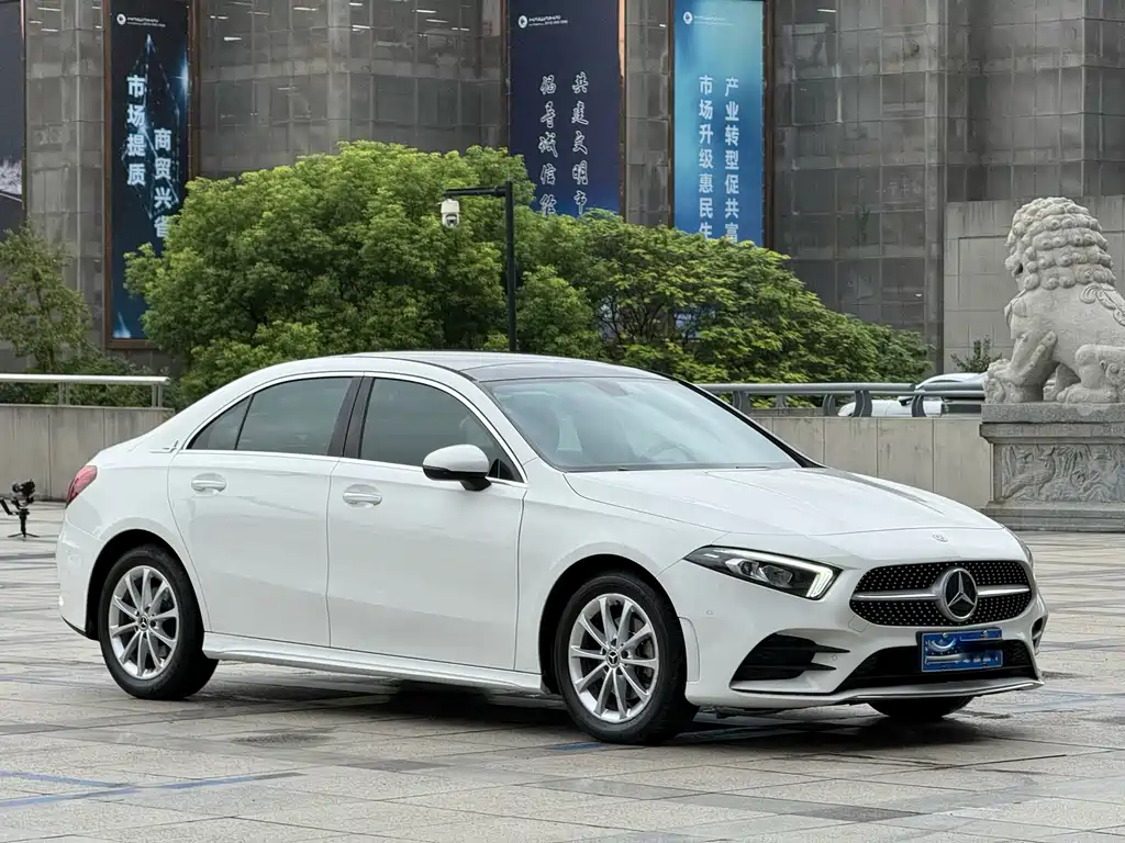 Mercedes-Benz A-Class — миниатюра 10