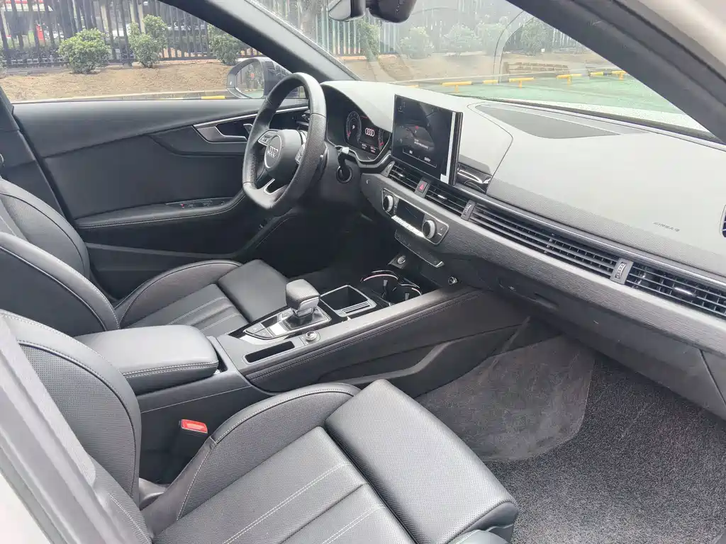 Audi A4L — миниатюра 7