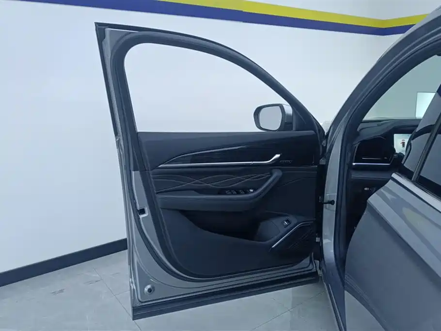 GEELY AUTOMOBILE XINGYUE L