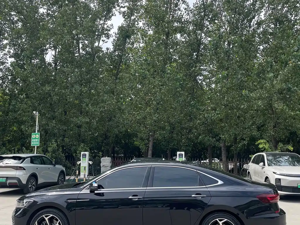 Volkswagen Passat — миниатюра 15