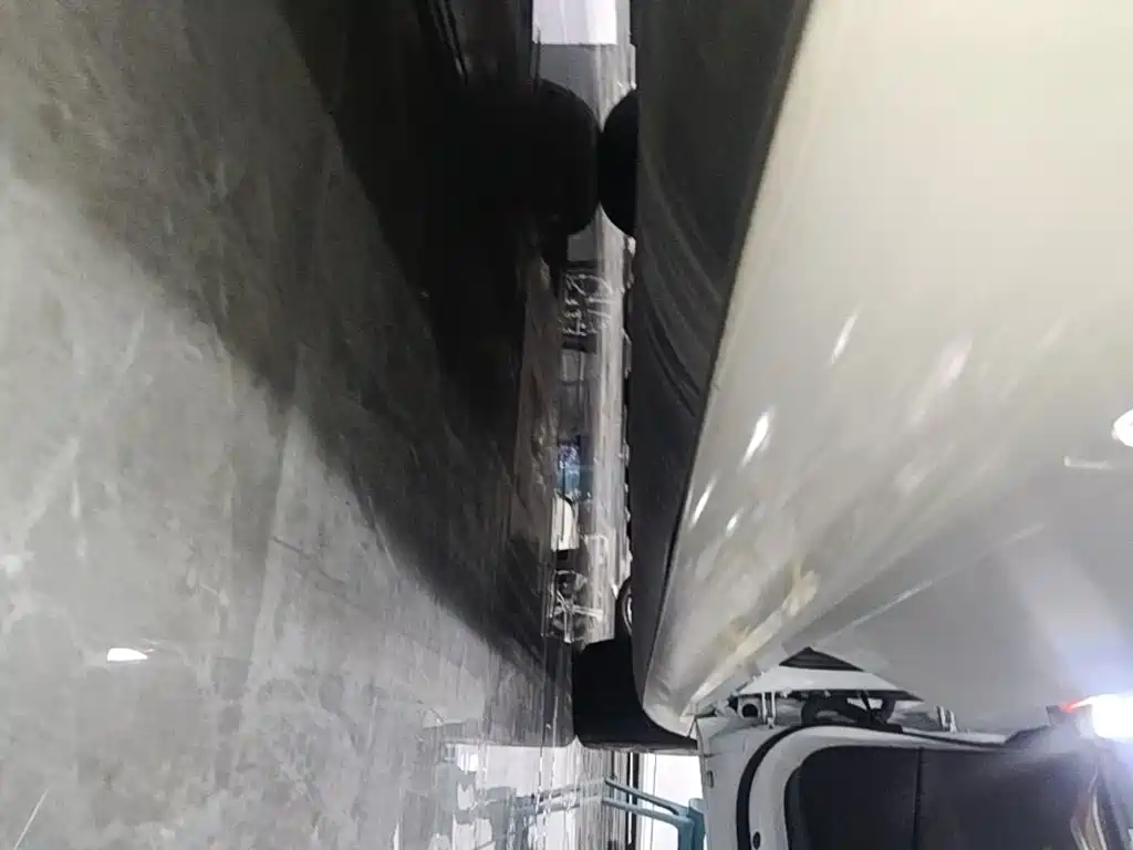 Tesla Model 3 — миниатюра 21