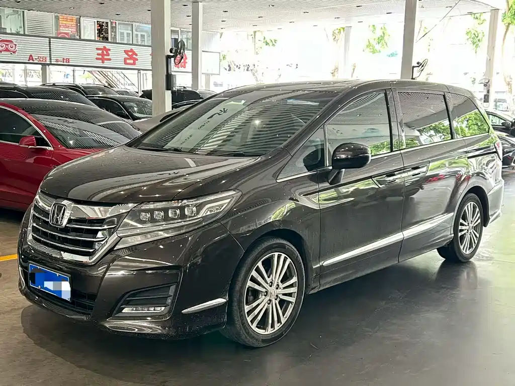 Купить Honda Elysion