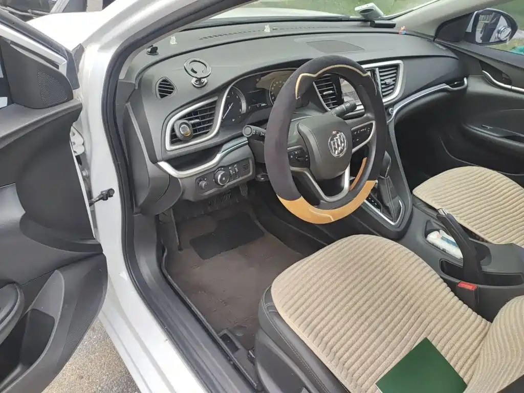 Buick Excelle — миниатюра 17
