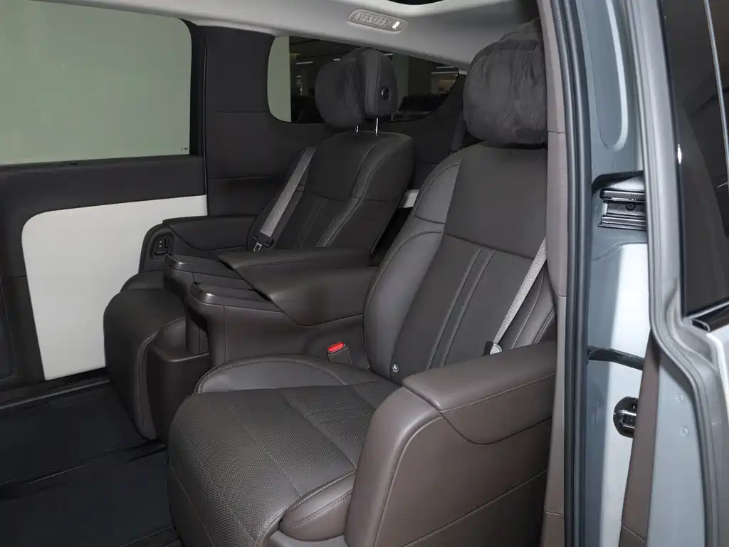 Li Auto Li MEGA — миниатюра 26