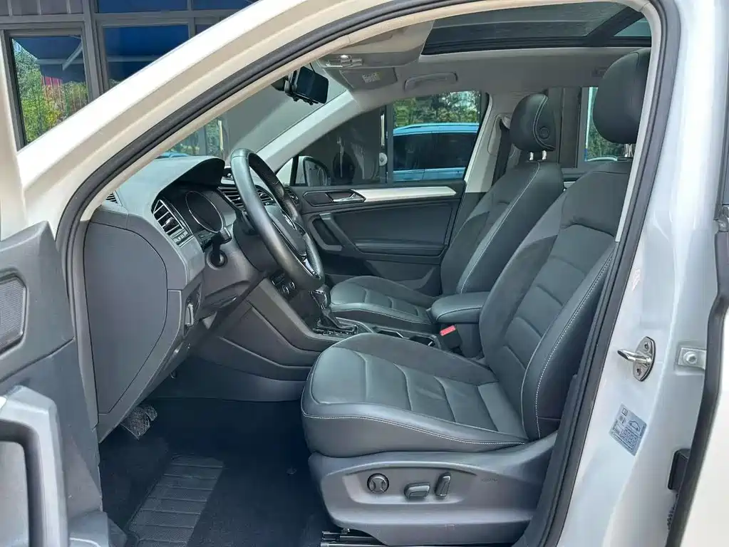 Volkswagen Tiguan L — миниатюра 4