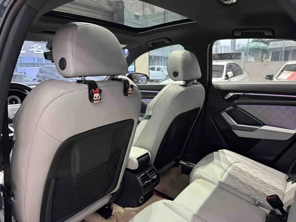 Audi Q3 — миниатюра 10
