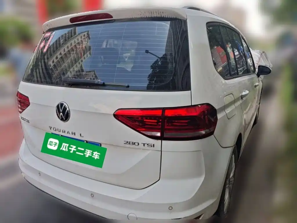 Volkswagen Touran — миниатюра 4