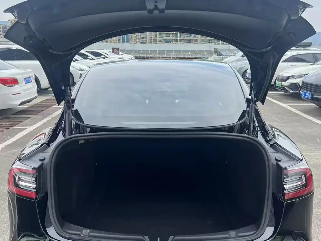 Tesla Model 3 — фотографии объявления, Фото 12