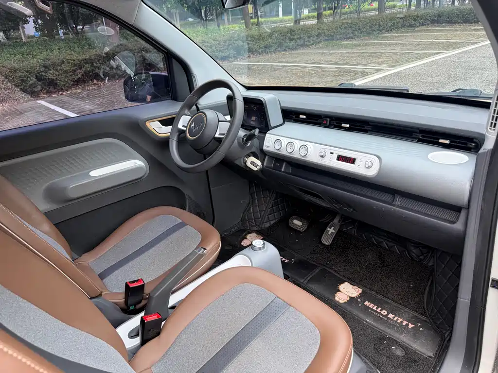 Wuling MINIEV — миниатюра 5