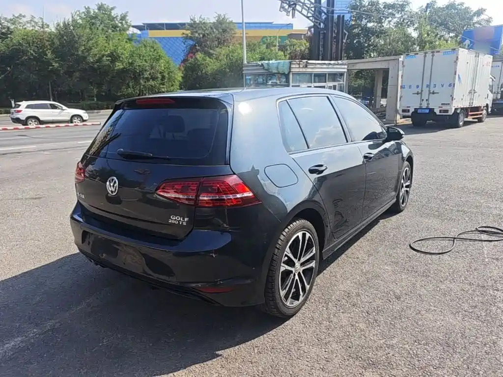 Volkswagen Golf — миниатюра 7