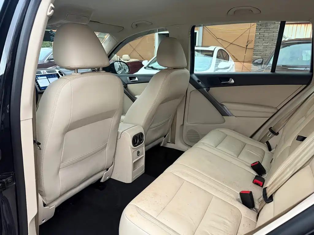 Volkswagen Tiguan — миниатюра 8