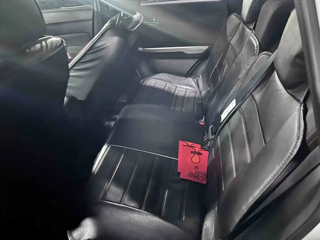 Suzuki Vitara — миниатюра 3